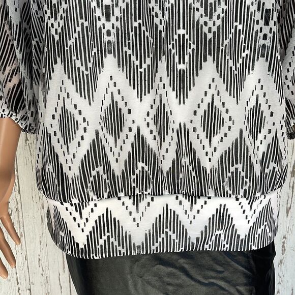 AB Studio Blouse - Picture 3 of 8